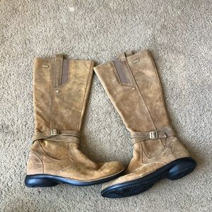 Tetra strap waterproof chestnut footwear